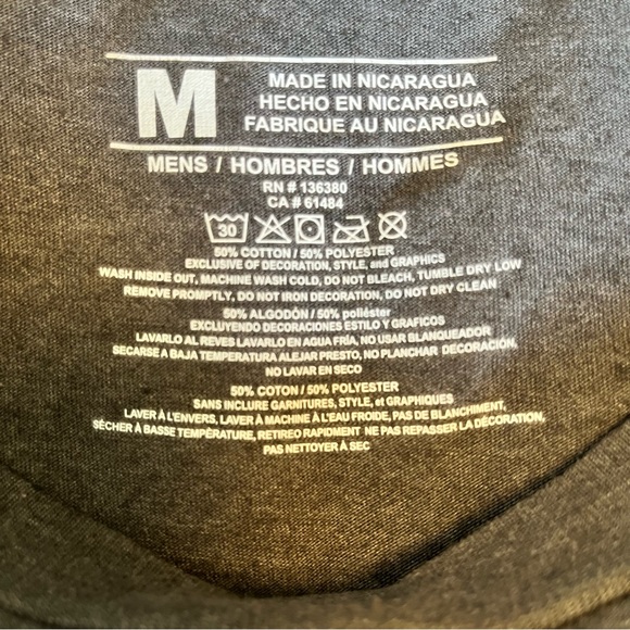 CLOSING SALE!
Los Angeles Rams Football Team Fan T-Shirt - Picture 4 of 5